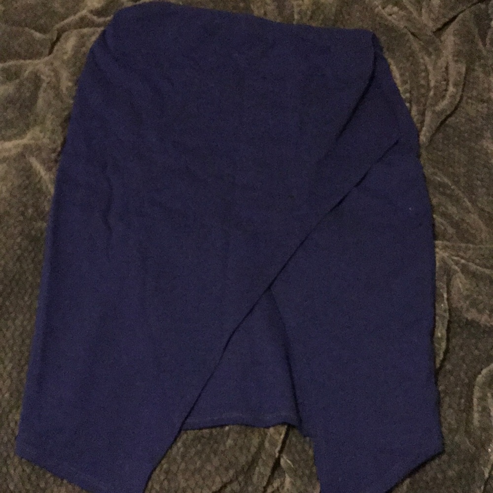 Fashion Nova tulip style body con skirt